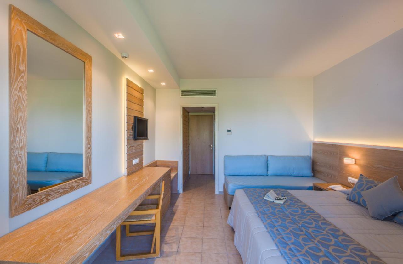 Tigaki Beach Hotel Exterior foto